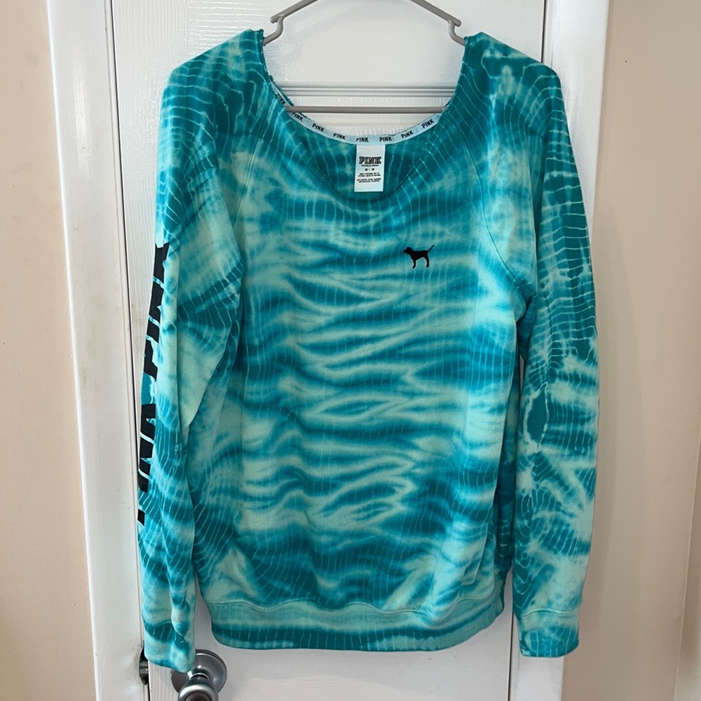 PINK by Victoria’s Secret! Size Medium! 🥰